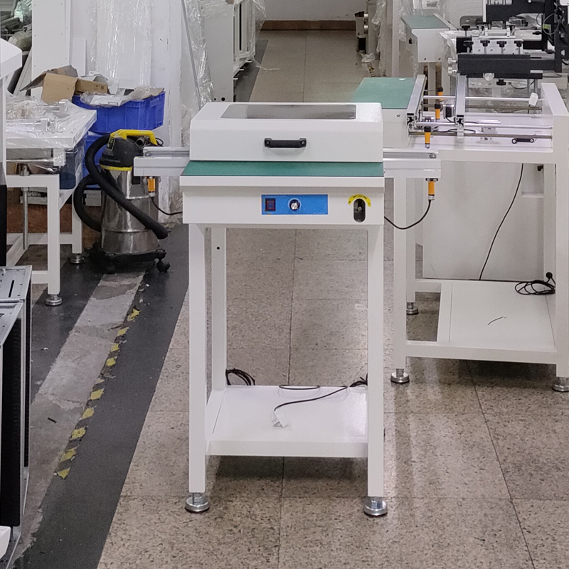 smt设备LEYU乐鱼接驳台带防尘罩