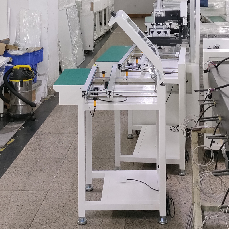 smt设备LEYU乐鱼接驳台带防尘罩