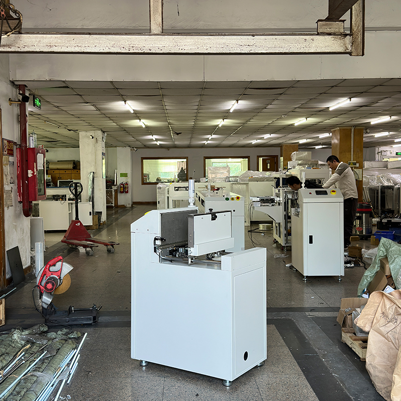 smt设备LEYU乐鱼叠板机